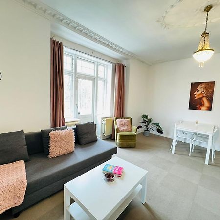 Adnana - Villa Firenze - 2 Bedrooms Bright Apartment Aalborg Exterior foto