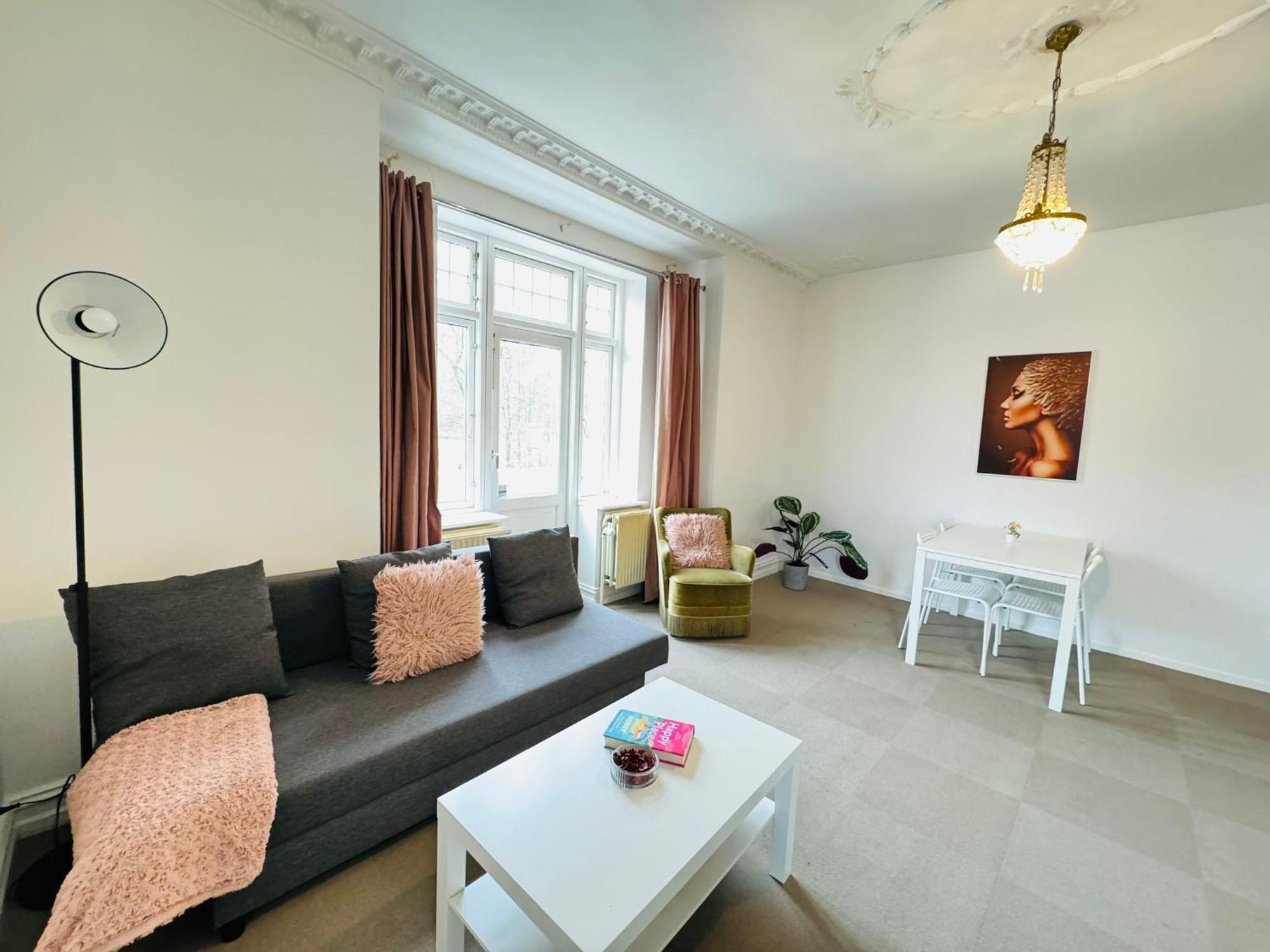 Adnana - Villa Firenze - 2 Bedrooms Bright Apartment Aalborg Exterior foto
